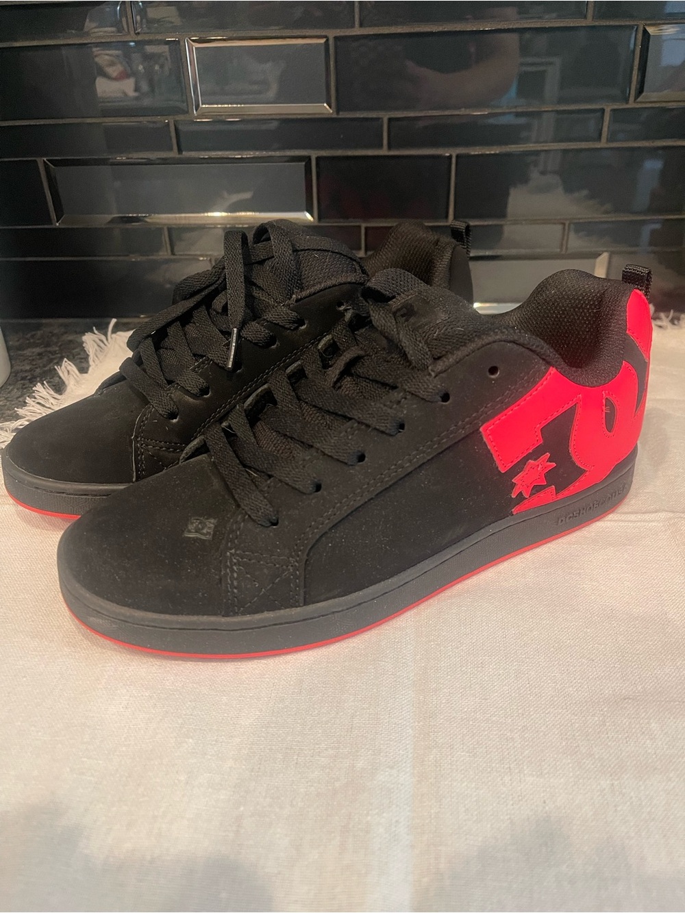 DC Women’s Black and Hot Pink Skate Sneakers - Picture 2 of 3